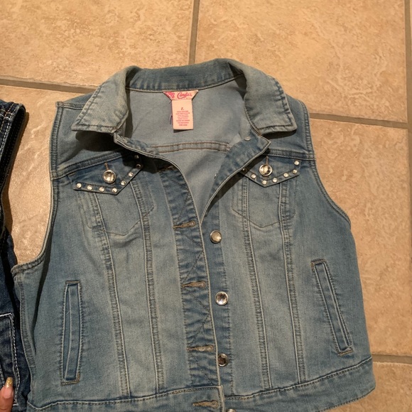 ‼️ Sold ‼️ Candies denim vest - Picture 1 of 9
